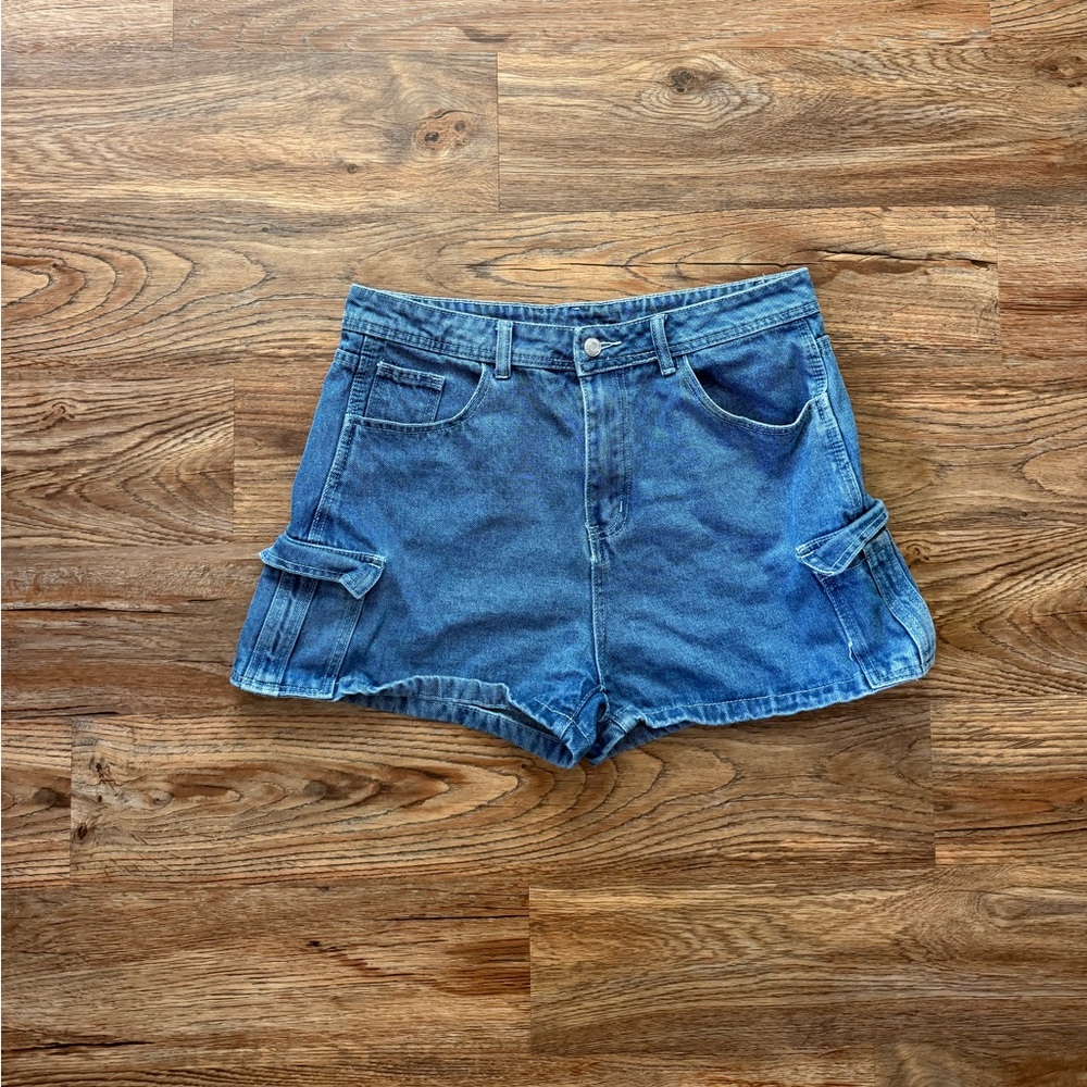 Denim Blue Cargo Shorts – Size XL (12) 💙